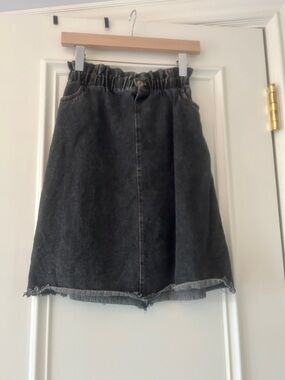 Analogie Black Denim Paperbag Waist Skirt size 8
